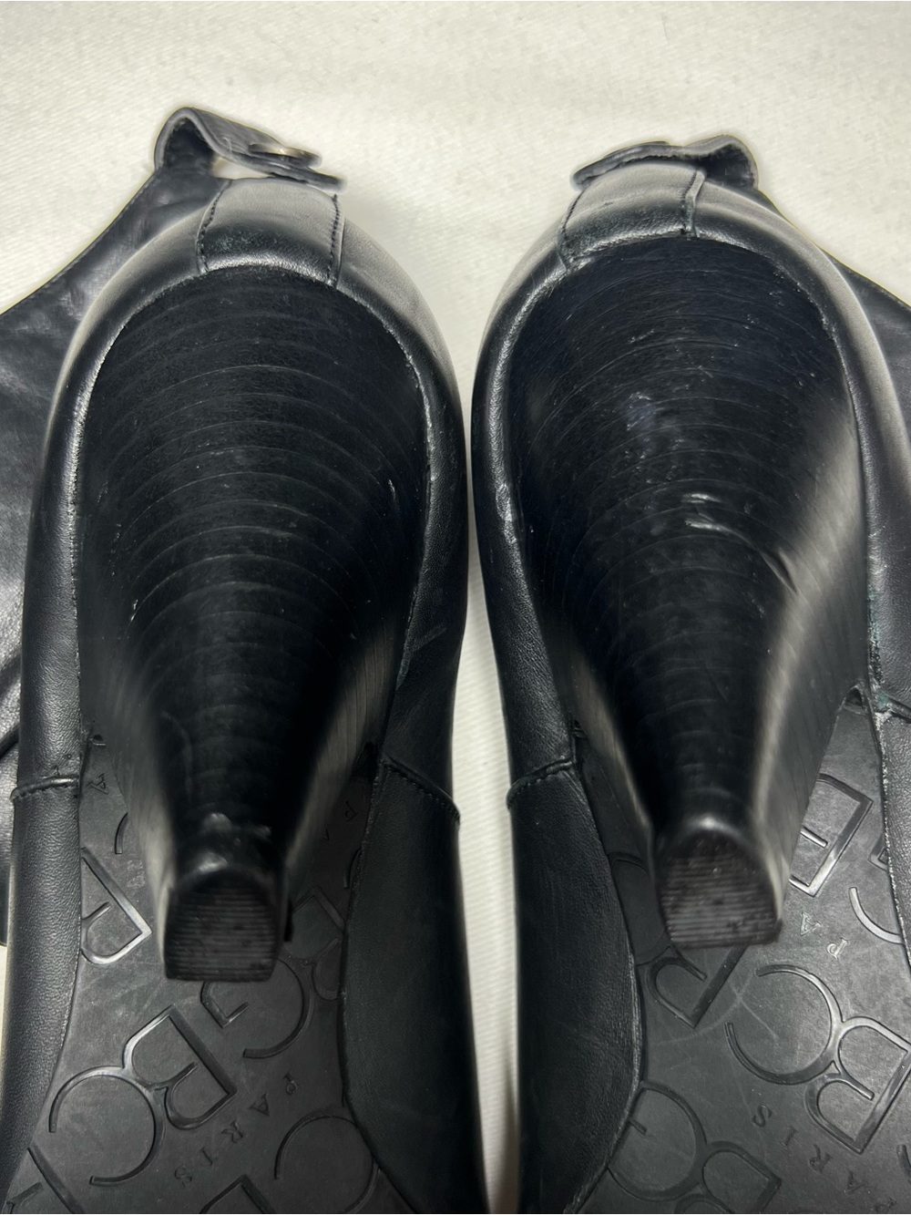 BCBG PARIS CANIKA BLACK LEATHER ANKLE BOOTS BOOTIES HEELS Sz 8.5 - Picture 9 of 9
